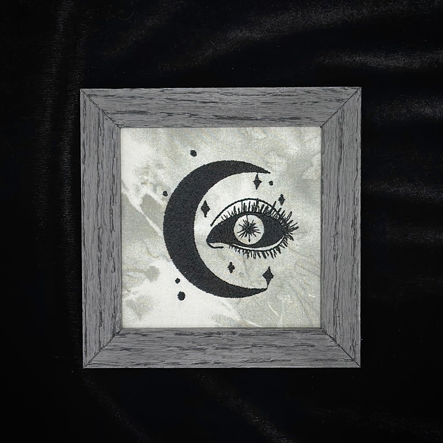 Eye in Crescent Moon | 4x4in